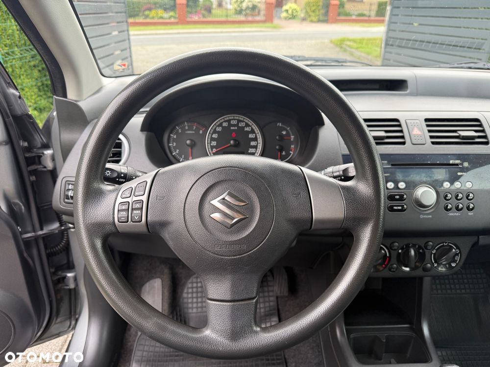 Suzuki Swift - 15