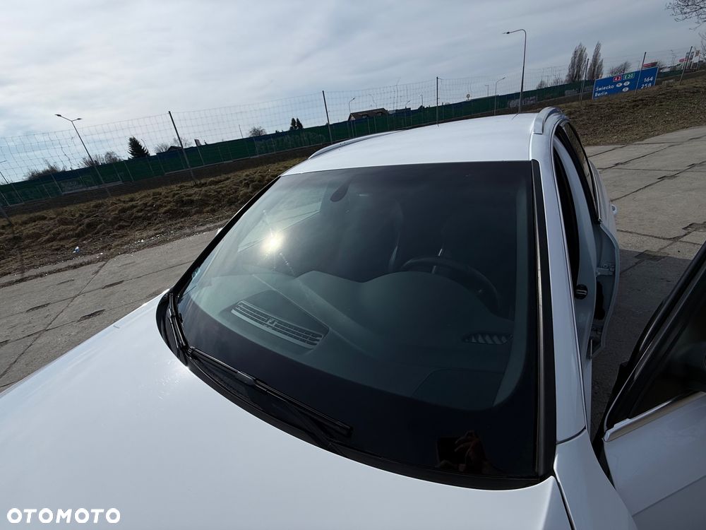 Audi A4 Avant 2.0 TDI DPF multitronic Ambiente - 27