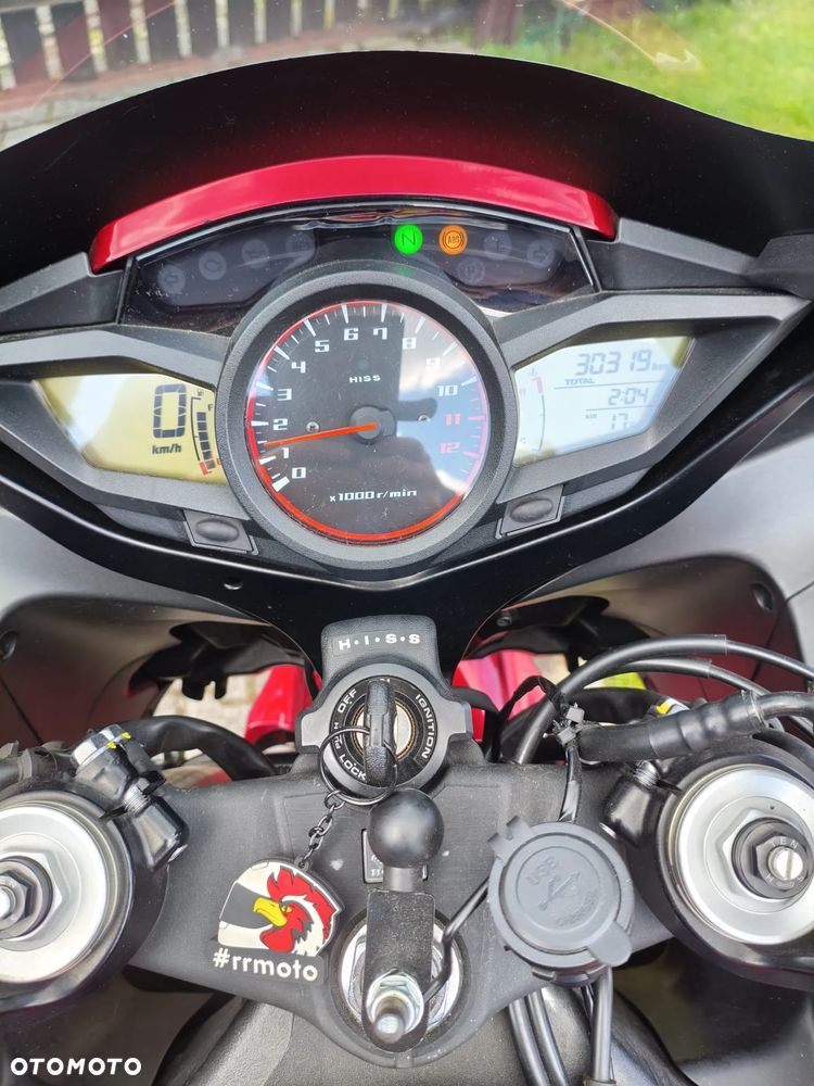 Honda VFR - 9