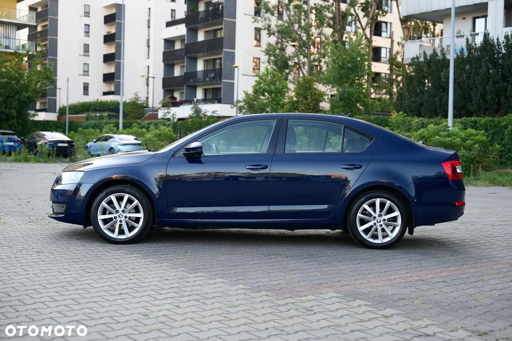 Skoda Octavia 2.0 TDI Style DSG - 8