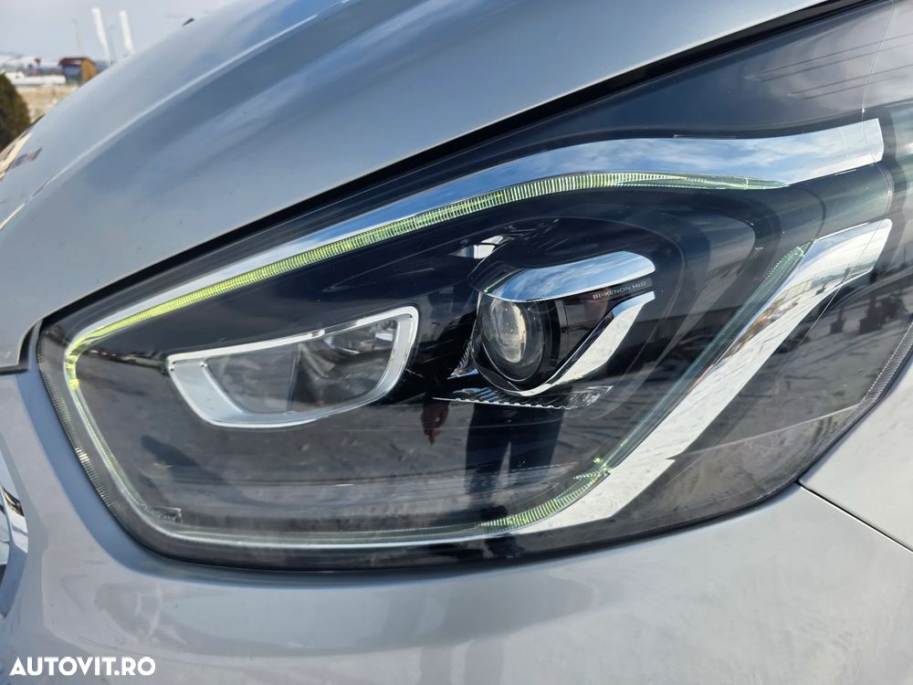 Ford Tourneo Custom Bus 320 2.0 EcoBlue 185 CP L2H1 Titanium X Aut. - 9