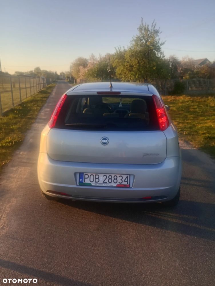 Fiat Grande Punto 1.4 8V Active - 4