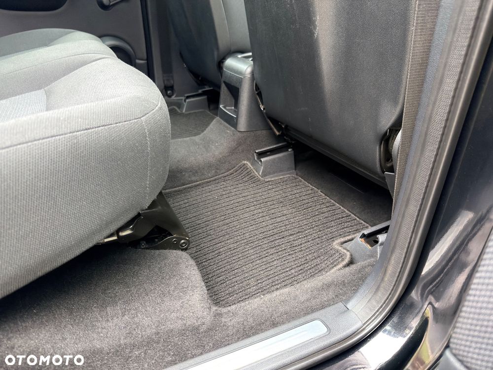 Mercedes-Benz Klasa A 160 BlueEFFICIENCY Avantgarde Special Edition - 21