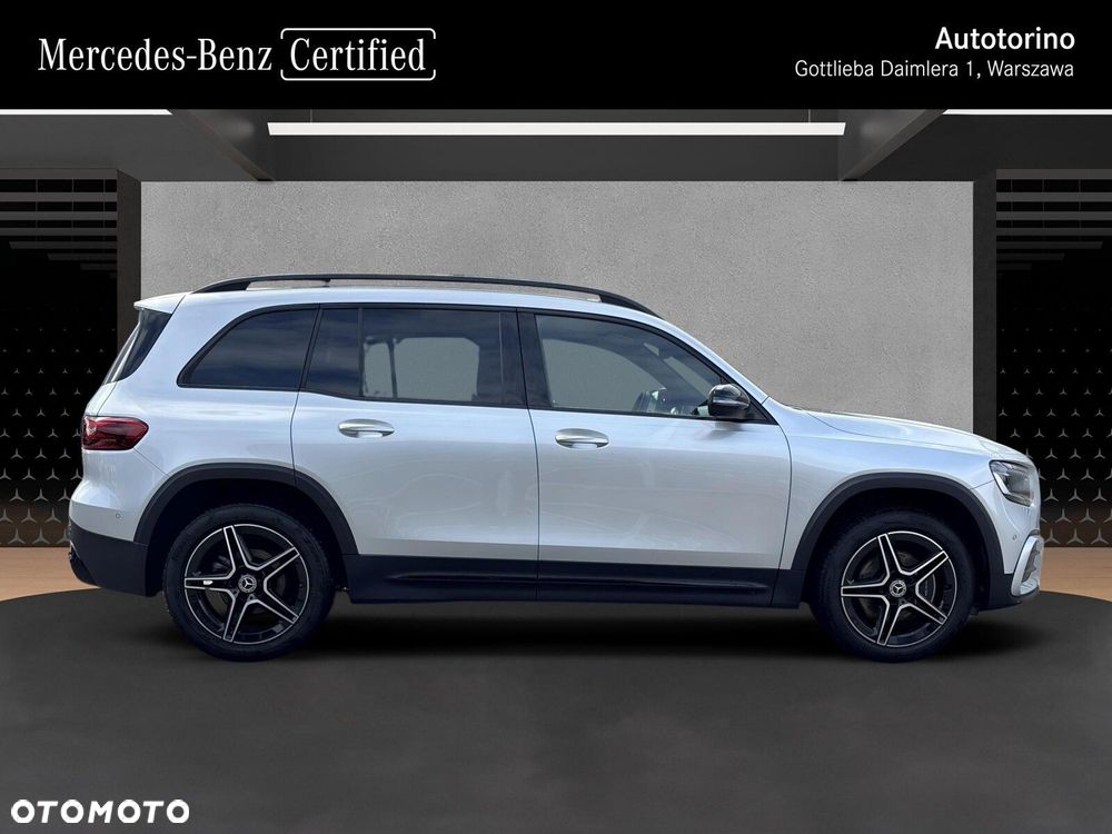 Mercedes-Benz GLB - 7