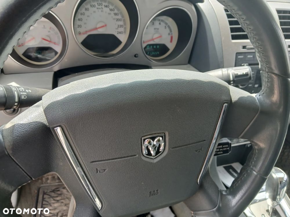 dodge avenger I SXT fotel fotele kanapa deska kokpit podsufitka boczek boczki klamka podłokietnik - 4