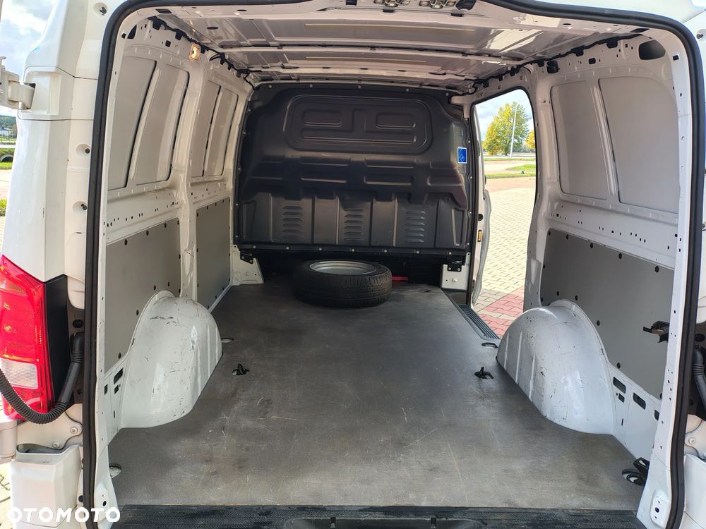 Mercedes-Benz VITO - 27