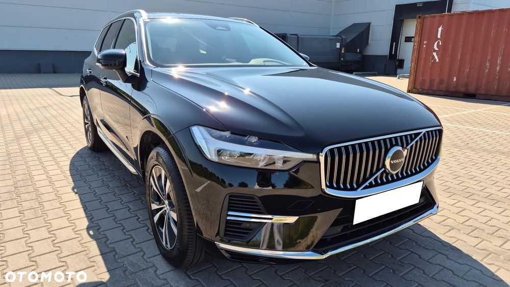 Volvo XC 60 T6 Plug-In Hybrid AWD Core - 3