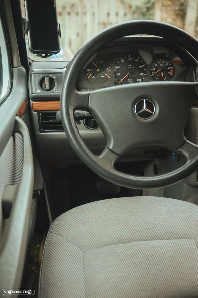 Mercedes-Benz G 300 - 10