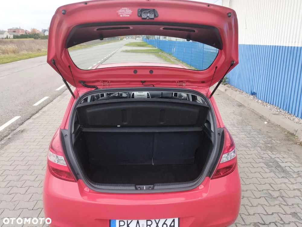 Hyundai i20 1.2 Classic + - 12