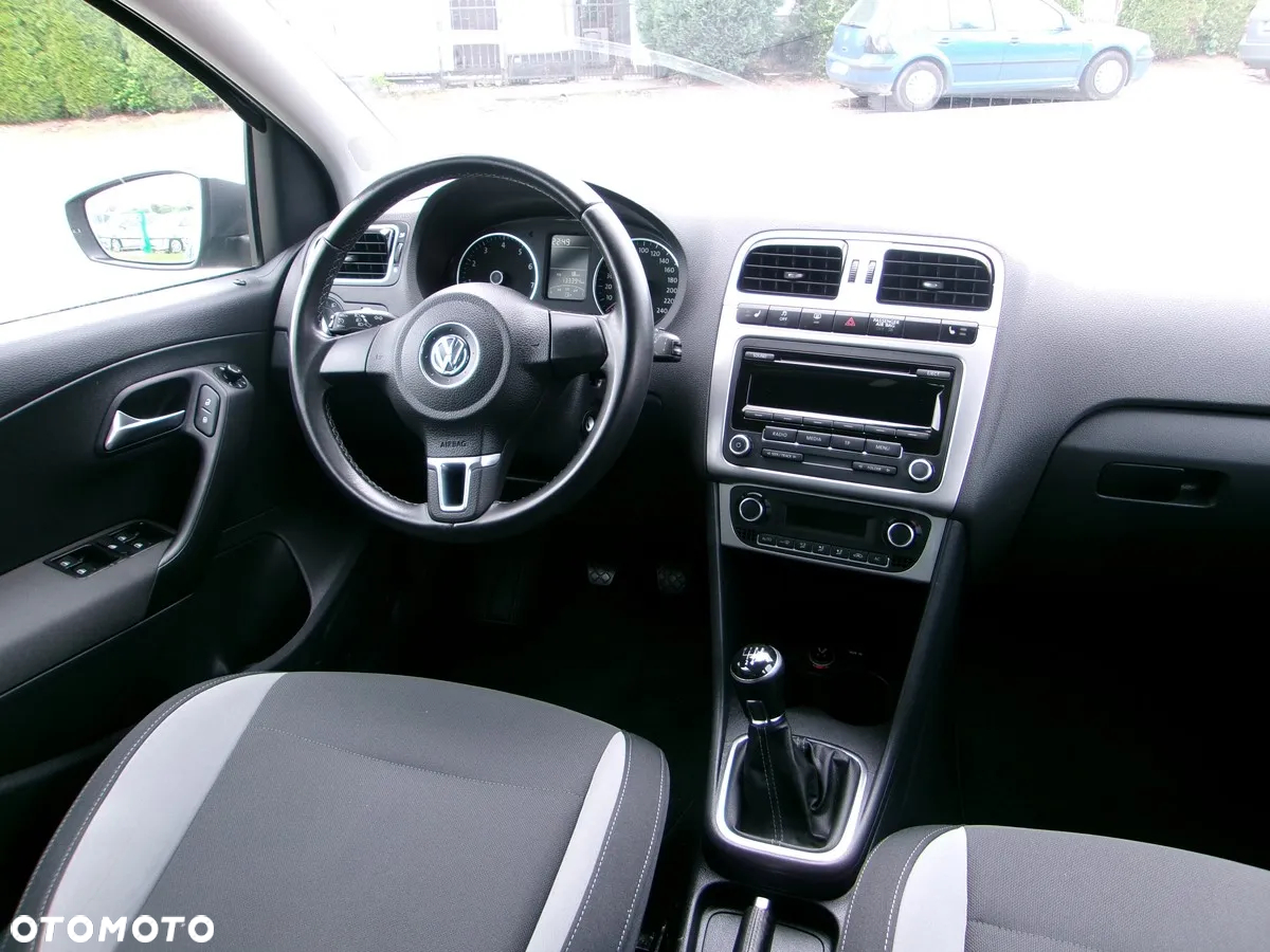 Volkswagen Polo - 7