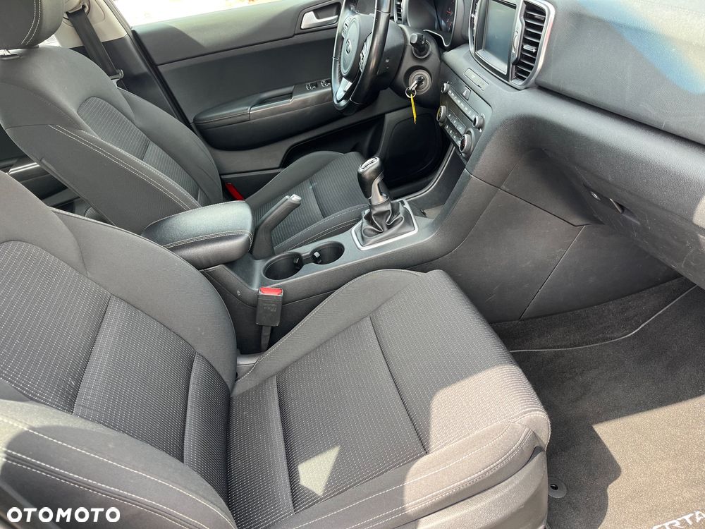 Kia Sportage 2,0 CRDI 2WD Vision - 6