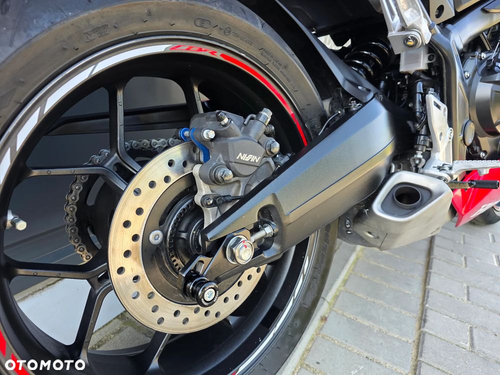 Honda CBR - 9
