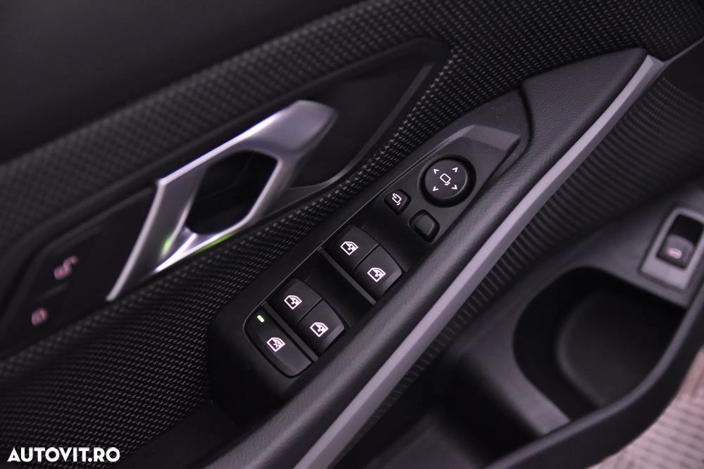 BMW Seria 3 318i Aut. - 15