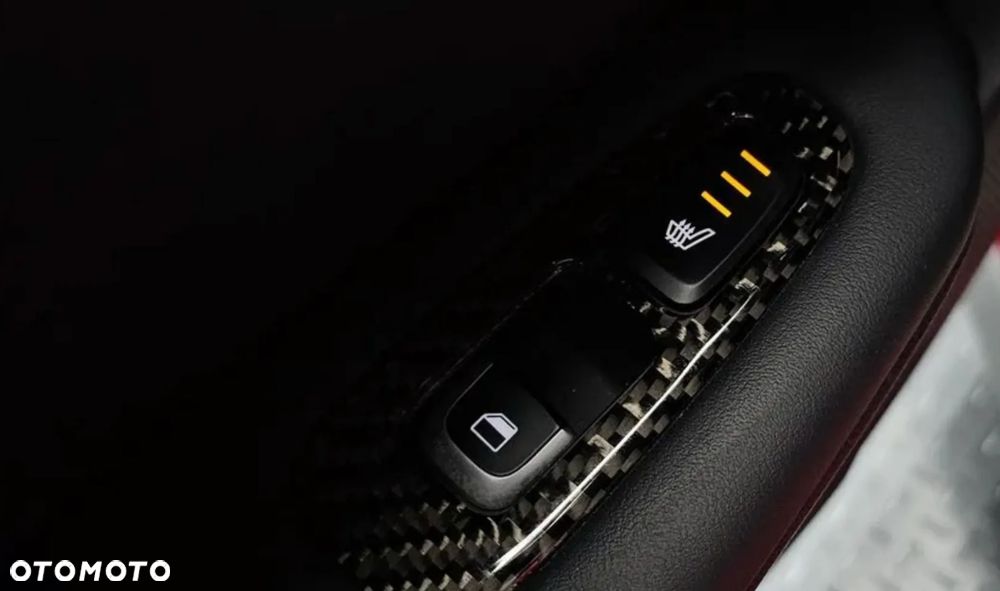 Kia Stinger - 14