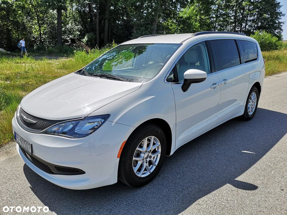 Chrysler Pacifica - 6