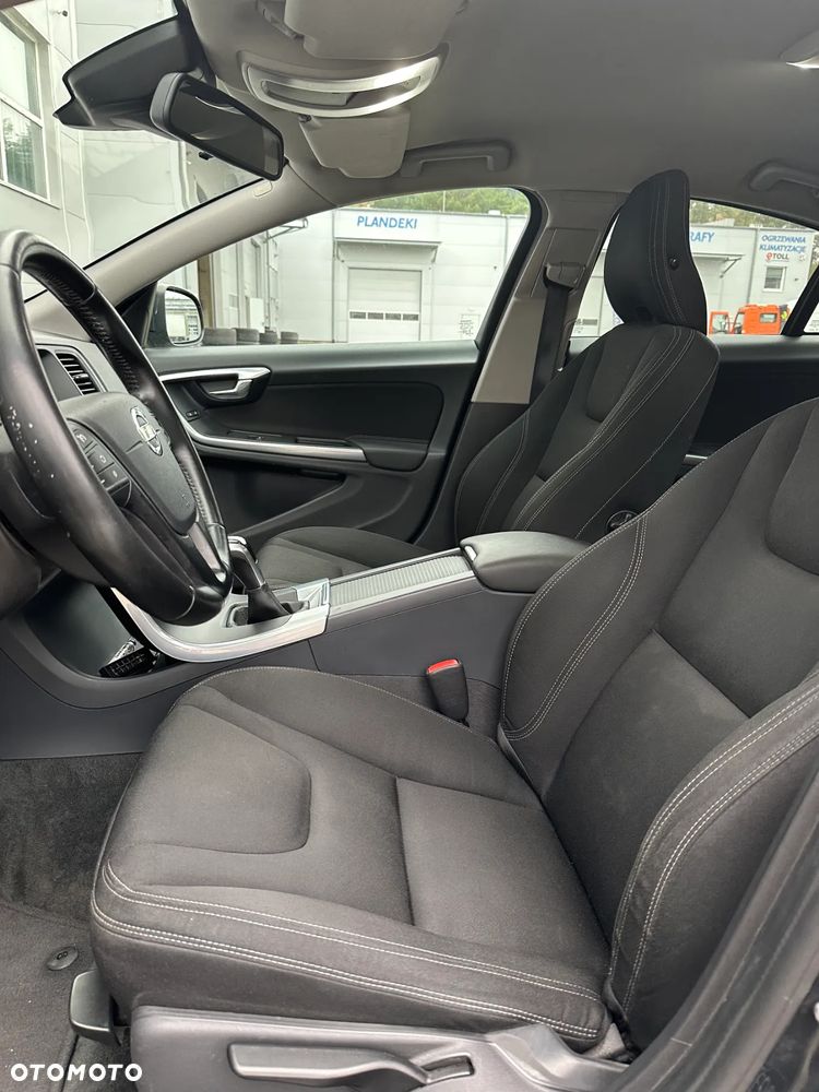 Volvo S60 D4 Drive-E Kinetic - 10