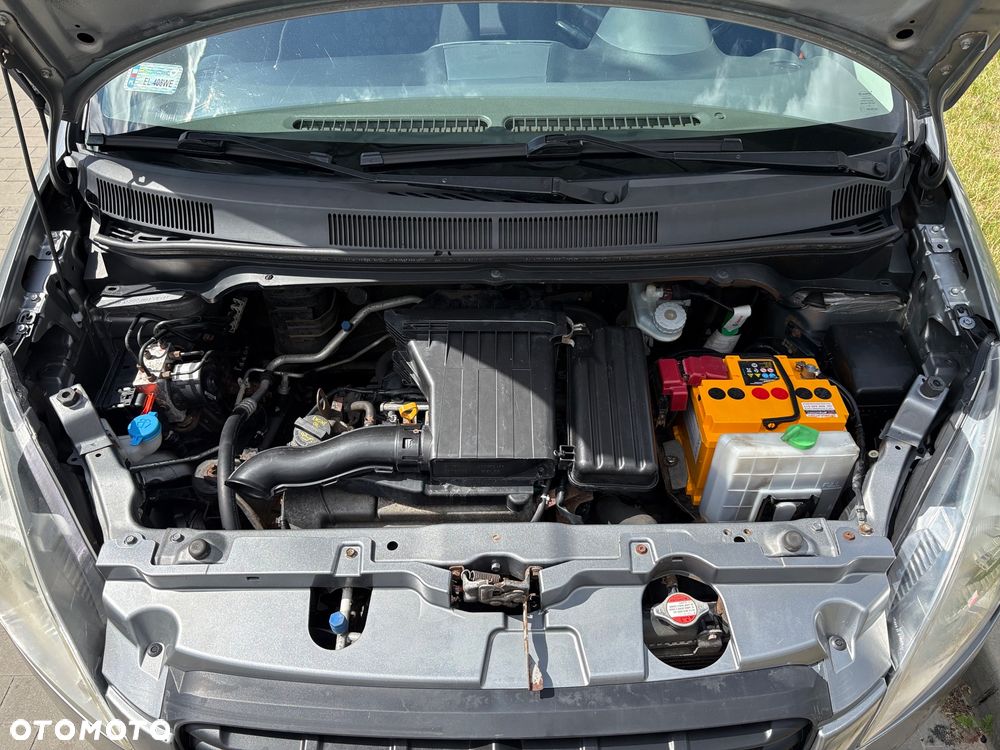 Suzuki Splash 1.0 Club - 11