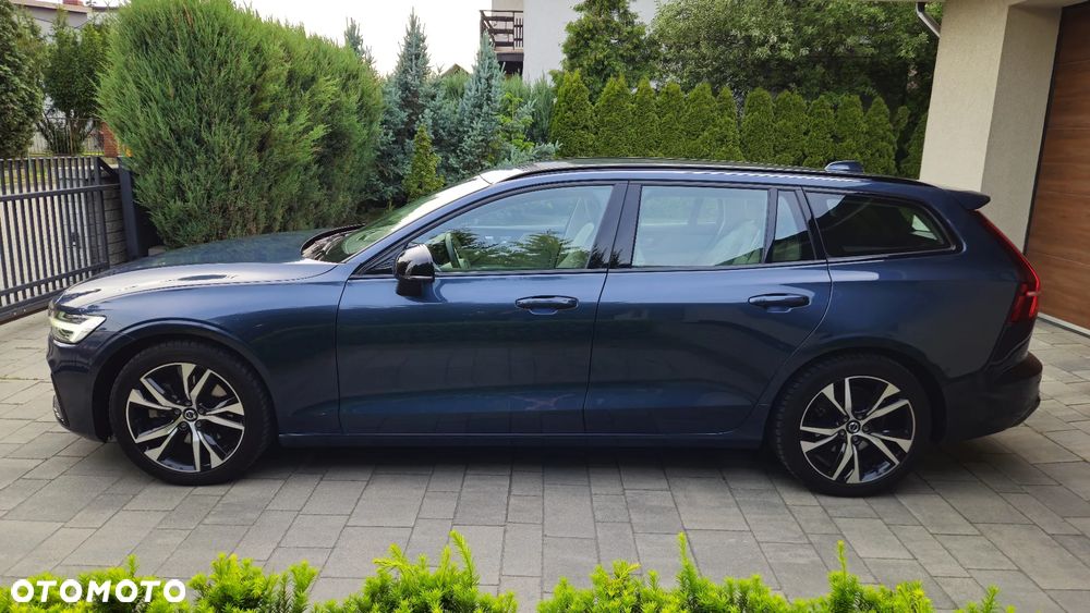 Volvo V60 B3 B Plus Dark - 11