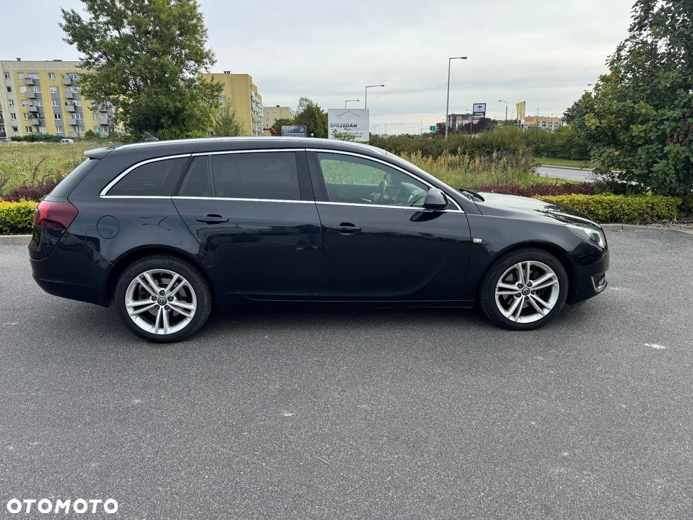 Opel Insignia 2.0 CDTI 4x4 Sports Tourer - 9