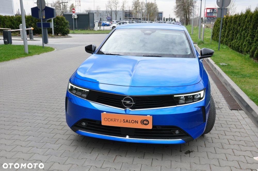 Opel Astra 1.2 T Business Edition S&S - 3