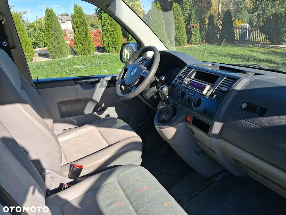 Volkswagen T5 - 9