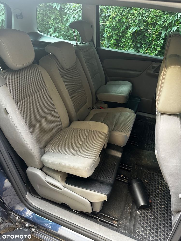Volkswagen Sharan 2.0 TDI Comfortline DSG - 20