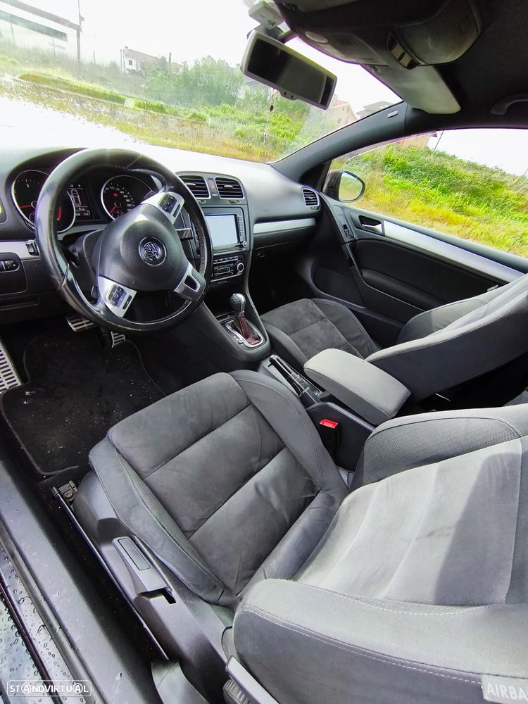 VW Golf 2.0 TDi Highline DSG - 7