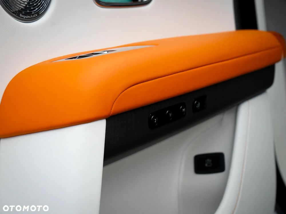 Rolls-Royce Ghost Standard - 25