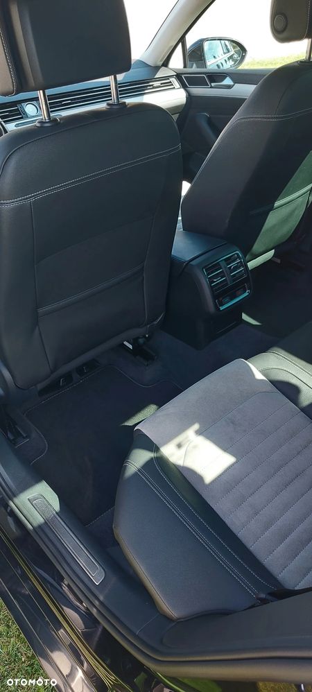 Volkswagen Passat 2.0 TDI Bi-Turbo BMT 4Mot Highline DSG - 12