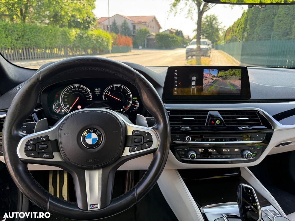 BMW Seria 5 530d xDrive AT - 8