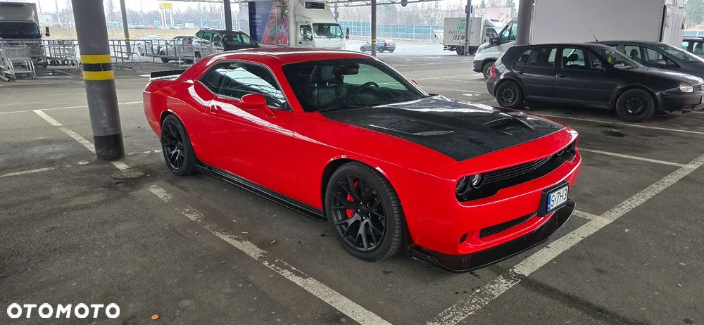 Dodge Challenger - 7