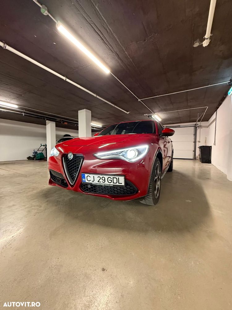 Alfa Romeo Stelvio 2.0 Turbo 16V AT8-Q4 Lusso Ti - 8