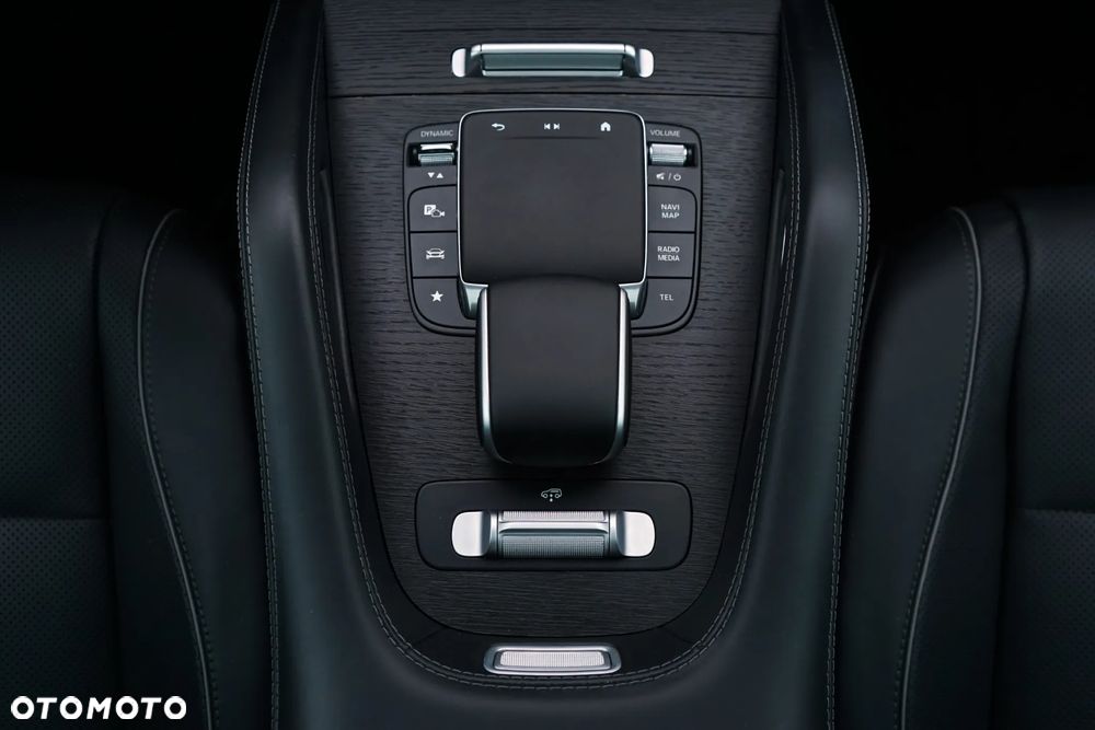 Mercedes-Benz GLE - 21