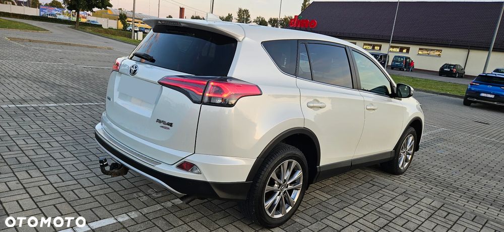 Toyota RAV4 2.0 D-4D Premium 4x2 - 4