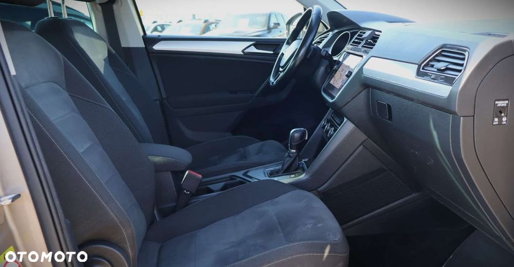 Volkswagen Tiguan - 20