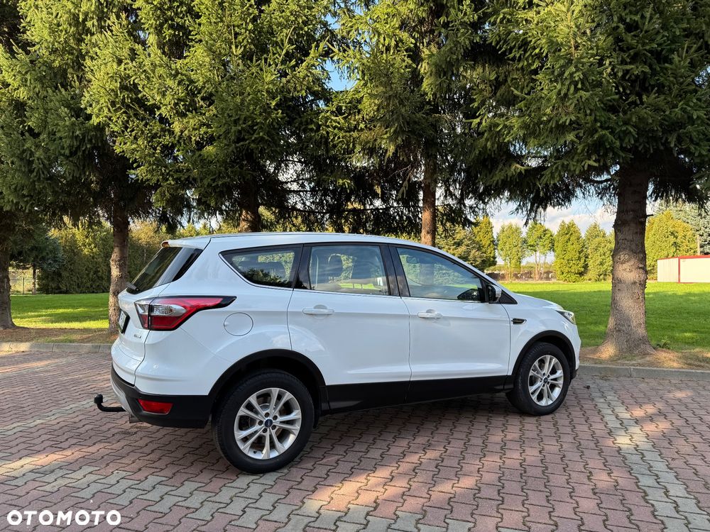 Ford Kuga - 8