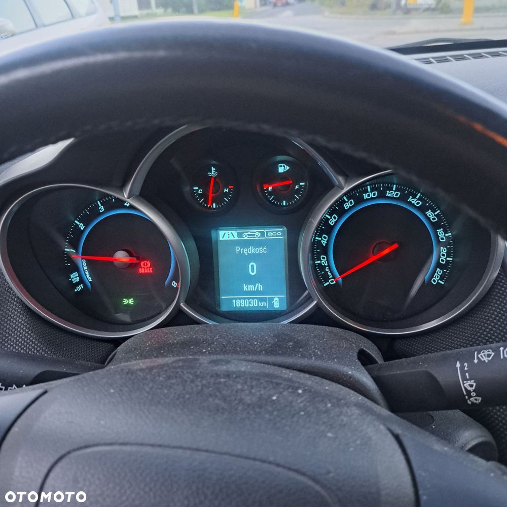 Chevrolet Cruze 1.4 T LT - 9