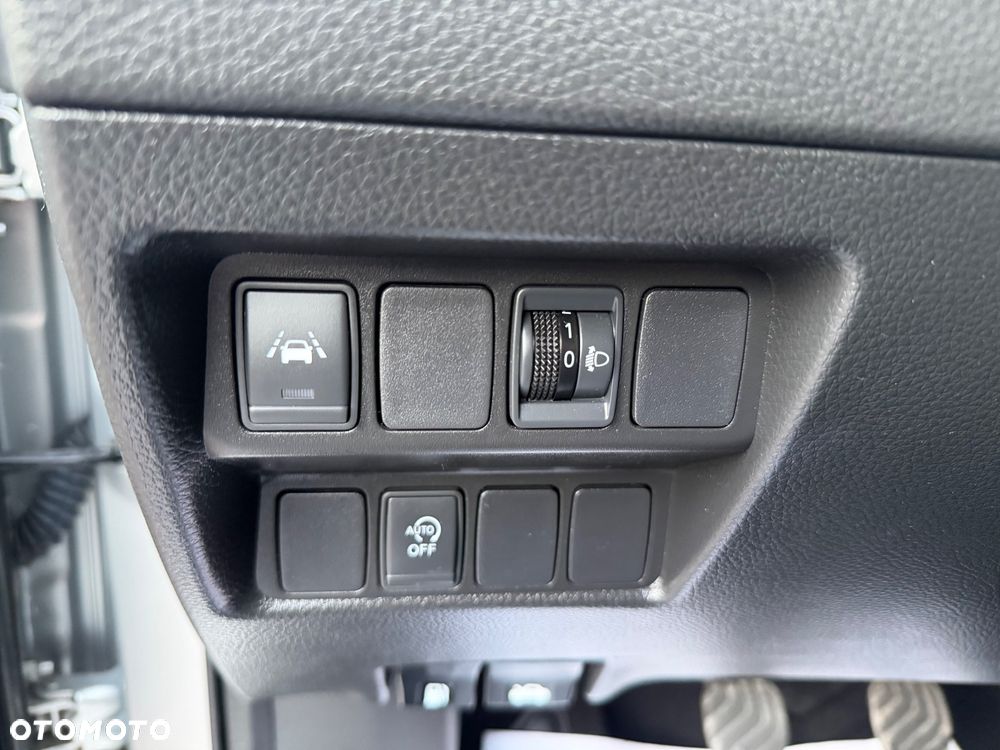 Nissan Qashqai 1.3 DIG-T Acenta - 23