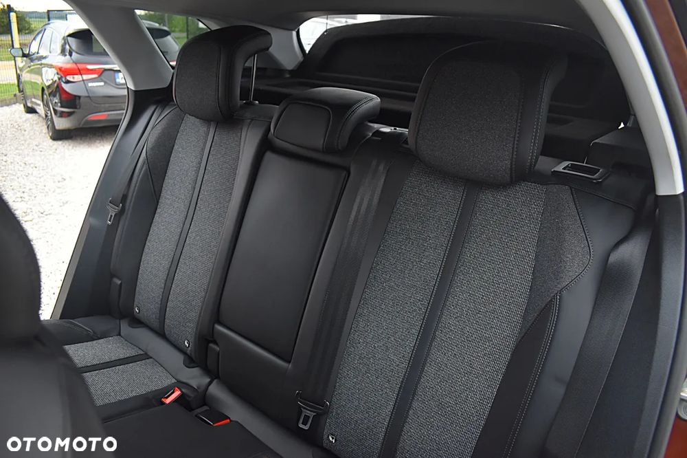 Peugeot 3008 BlueHDi 120 EAT6 Stop & Start Allure - 20