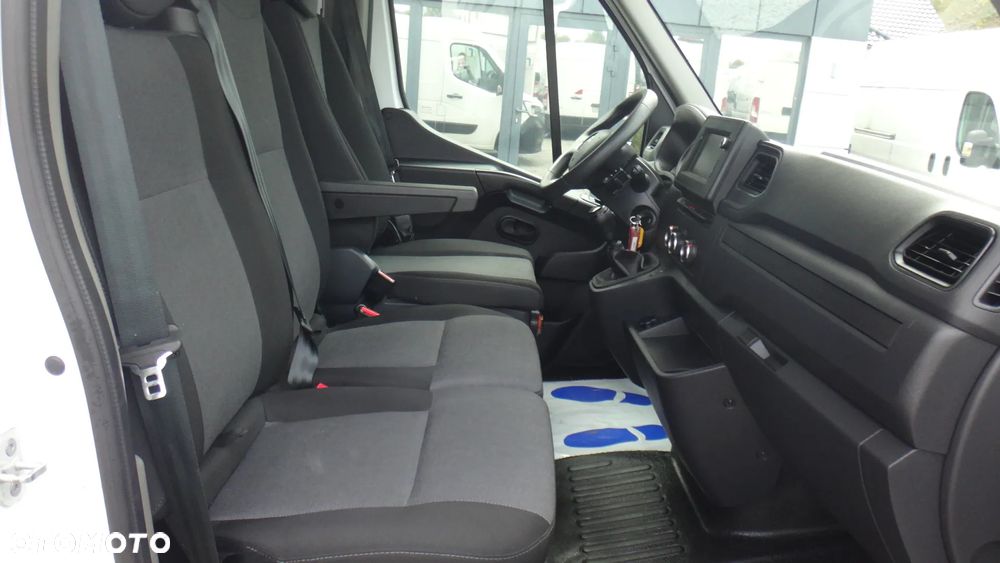 Renault Master - 11