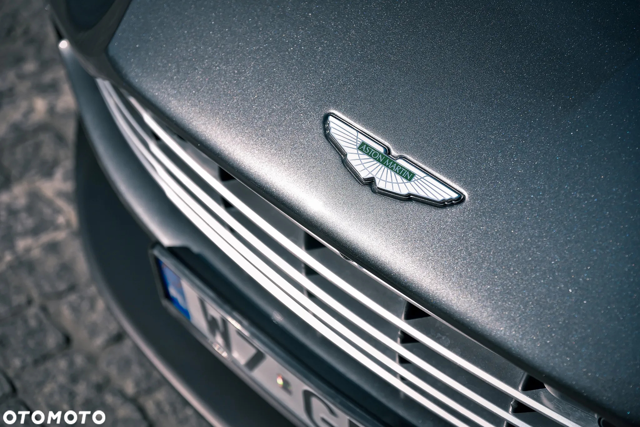 Aston Martin DB11 V8 Volante - 12