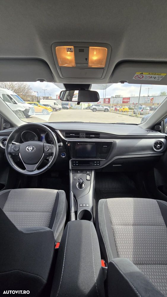 Toyota Auris - 17