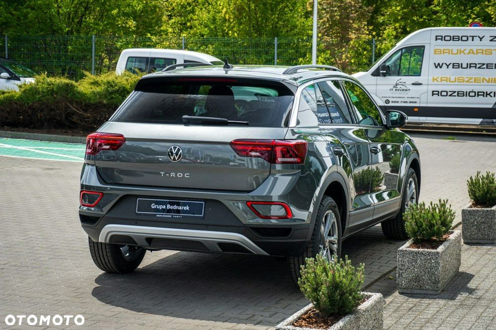 Volkswagen T-Roc - 10
