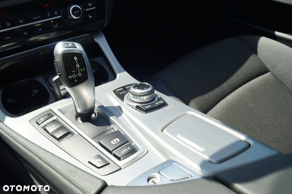 BMW Seria 5 - 26