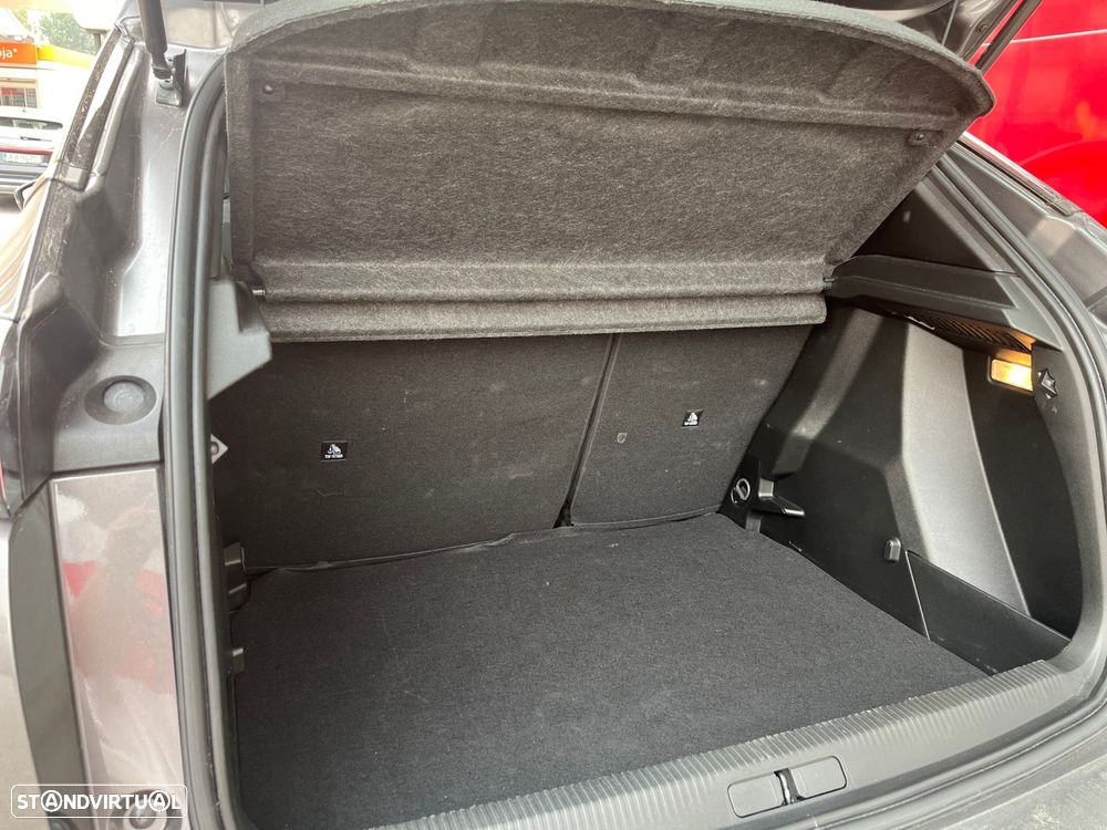Peugeot 2008 1.2 PureTech Active Pack - 6