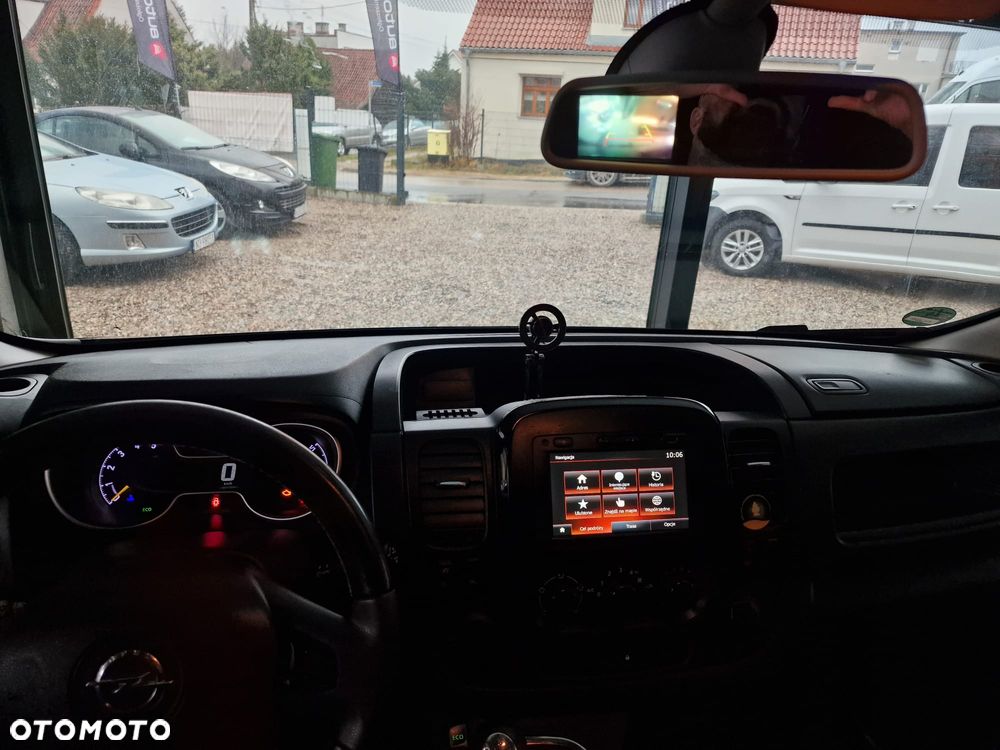 Opel Vivaro - 20