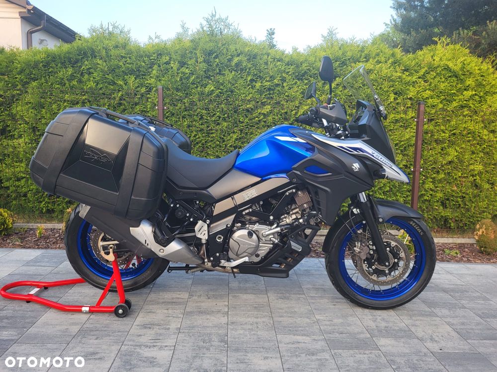 Suzuki V-STROM - 12