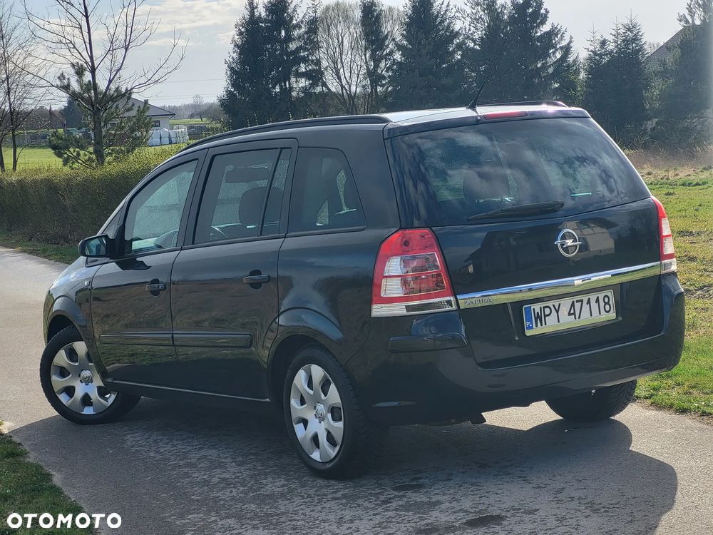Opel Zafira 1.8 Family Plus - 11
