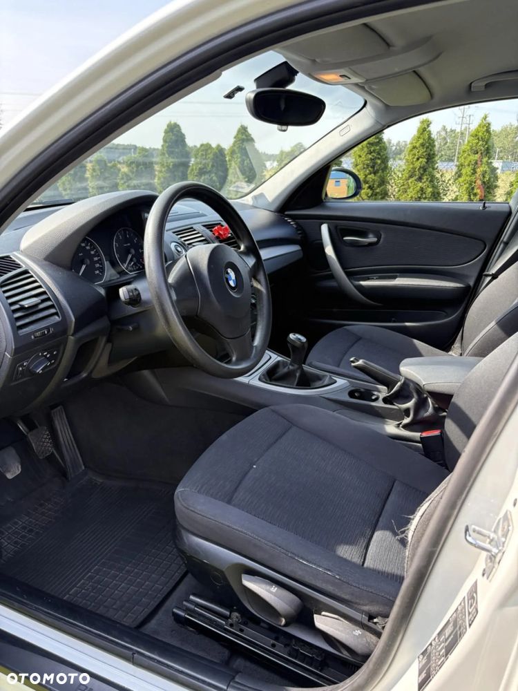 BMW Seria 1 116i - 9