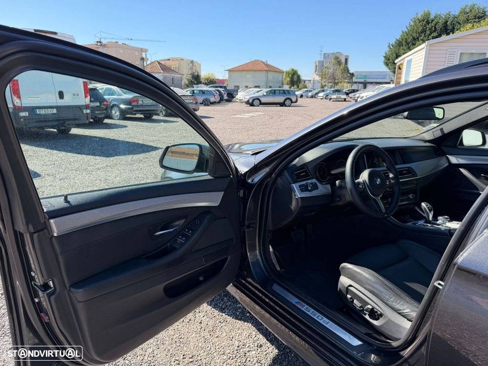 BMW M550d xDrive Auto - 16